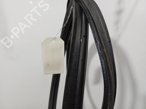 Used Rubber door seal Rubber door seal MAZDA MX-5 III (NC) 1.8 (NC18) (126 hp) 35938566 35938566
