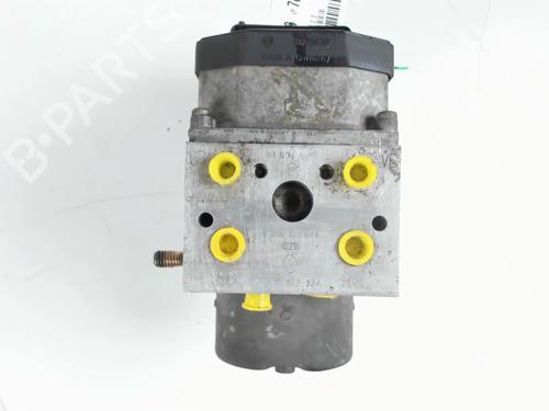 Used ABS pump RENAULT SCÉNIC I MPV (JA0/1_, FA0_) 2.0 16V RX4 (139 hp) 30848095