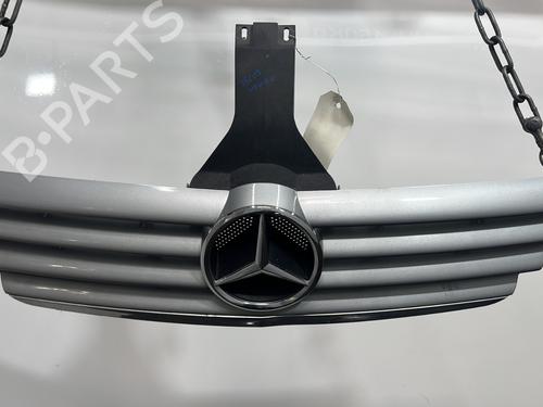 Used Grille MERCEDES-BENZ C-CLASS Coupe (CL203) C 220 CDI (203.708) (150 hp) 30363892