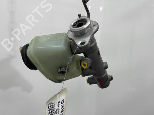 Used Brake master cylinder TOYOTA LAND CRUISER 90 (_J9_) 3.0 D-4D 4WD (KDJ90_, KDJ95_, KDJ90W, KDJ95W) (163 hp) 26532468