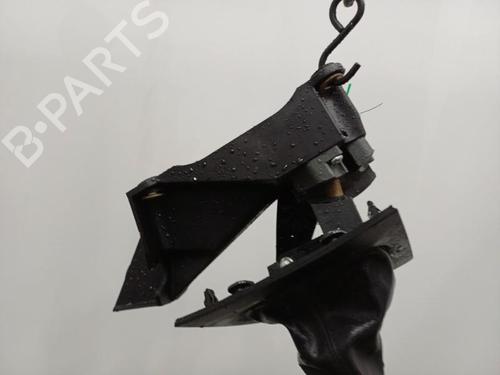 Gear lever RENAULT KOLEOS I (HY_) 2.0 dCi (HY0K) | BP20468235M90 