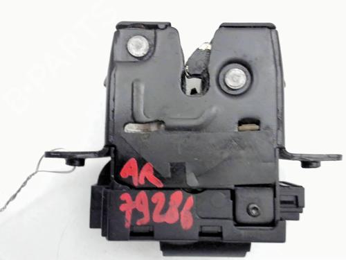 Used Tailgate lock RENAULT TWINGO II (CN0_) 1.5 dCi (CN0E) (64 hp) 33131231