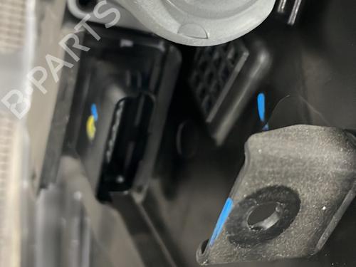 Used Front left window mechanism Front left window mechanism KIA CEED (CD) 1.6 CRDi 136 (136 hp) 33635746 33635746