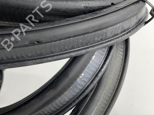 Rubber door seal RENAULT MEGANE III Hatchback (BZ0/1_, B3_) 2.0 dCi (BZ0L) | BP25732470C142 