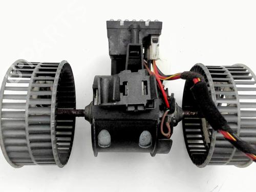 Used Heater blower motor BMW 5 Touring (E61) 525 xd (197 hp) 26964393