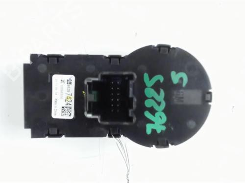 Used Headlight switch Headlight switch OPEL MOKKA / MOKKA X (J13) 1.7 CDTI 4x4 (_76) (131 hp) 25926608 25926608