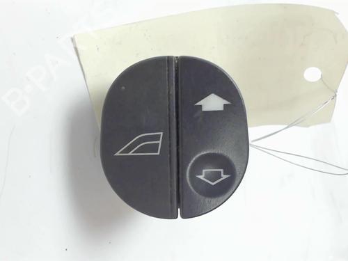 Used Right front window switch Right front window switch FORD FIESTA V (JH_, JD_) 1.4 TDCi (68 hp) 21237931 21237931
