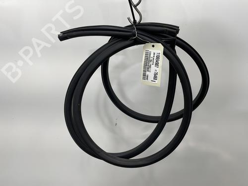 Used Rubber door seal Rubber door seal NISSAN X-TRAIL I (T30) 2.2 dCi 4x4 (136 hp) 28591068 28591068