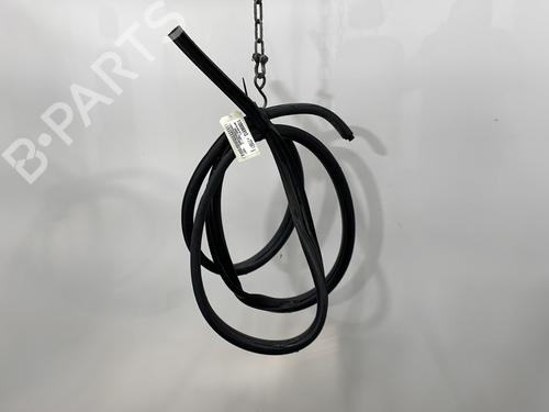 Used Rubber door seal RENAULT KANGOO / GRAND KANGOO II (KW0/1_) 1.5 dCi 90 (KW05, KW08, KW0G, KW11) (90 hp) 28449827