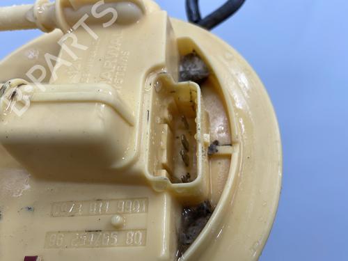 Used Fuel pump Fuel pump 25861623 25861623