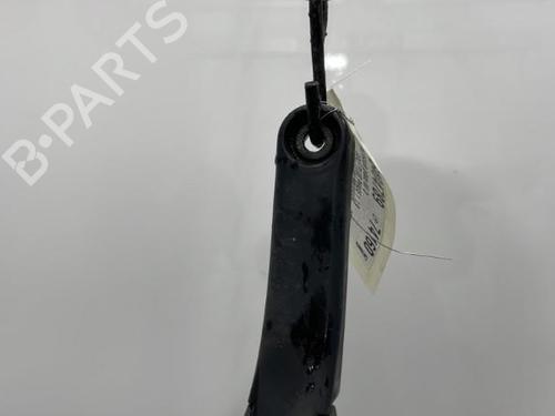 Used Front windshield wiper arm VW GOLF PLUS V (5M1, 521) 1.9 TDI (90 hp) 20441840