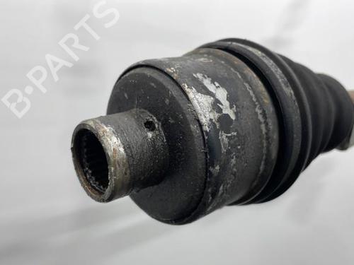 Used Right front driveshaft Right front driveshaft RENAULT 18 (134_) 1.6 (1341) (73 hp) 21213136 21213136