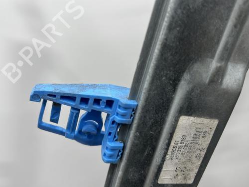 Front right window mechanism PEUGEOT 208 I (CA_, CC_) 1.2 VTI 82 | BP30137025C23