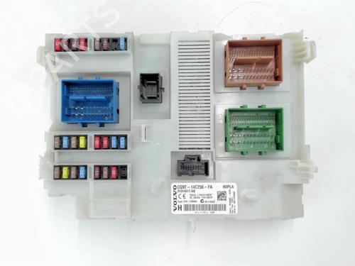 Used Fuse box Fuse box VOLVO S80 II (124) D3 / D4 (163 hp) 20452130 20452130