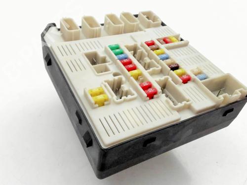 Used Fuse box Fuse box 38101454 38101454