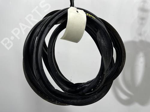 rubber-door-seal-mercedes-benz-cla-coupe-c117-2013-2014-2015-2016-2017-2018-2019-32695137 main image