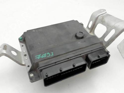 engine-control-unit-ecu-toyota-yaris-_p9_-2005-2006-2007-2008-2009-2010-2011-2012-2013-2014-26398270 main image