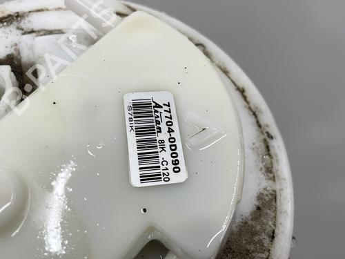 Used Fuel pump Fuel pump TOYOTA YARIS (_P13_) 1.5 Hybrid (NHP130_, NHP130) (101 hp) 25475880 25475880