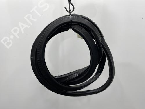 Used Rubber door seal PEUGEOT 607 (9D, 9U) 2.7 HDi 24V (204 hp) 21241536