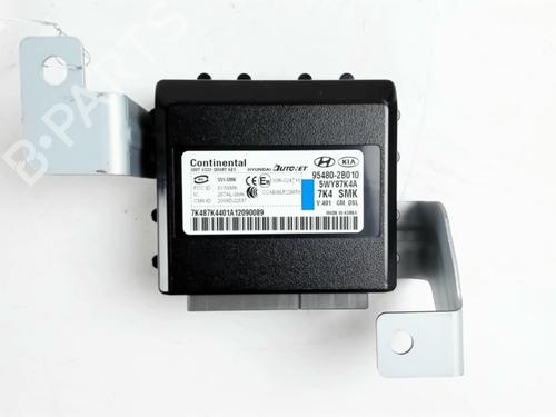 Used ECU airbags HYUNDAI SANTA FÉ II (CM) 2.2 CRDi 4x4 (197 hp) 22517234