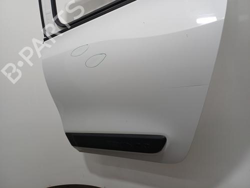 Dør venstre bak Dør venstre bak RENAULT TWINGO III (BCM_, BCA_) 1.0 SCe 65 (BCMJ) (65 hp) 36149884 36149884