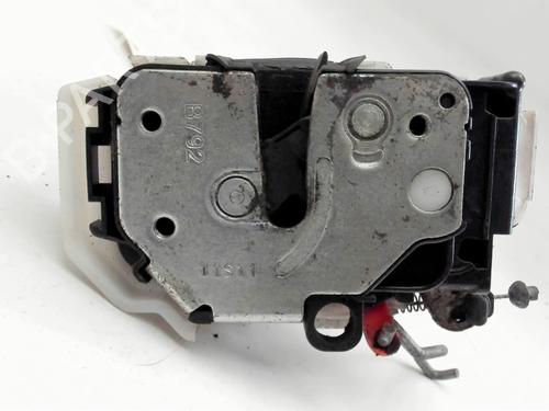 Używane Zamek drzwi przednich lewych FIAT QUBO (225_) 1.3 D Multijet (225CXB1A, 225AXB1A, 225CXB11, 225AXB11,... (75 hp) 32149391