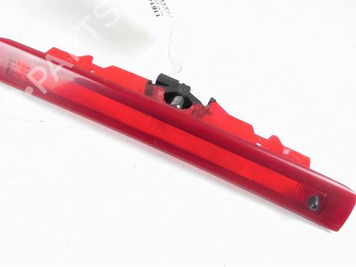 Troisième feu stop RENAULT CLIO III (BR0/1, CR0/1) 1.2 16V (BR02, BR0J, BR11, CR02, CR0J, CR11) (75 hp) 31148878