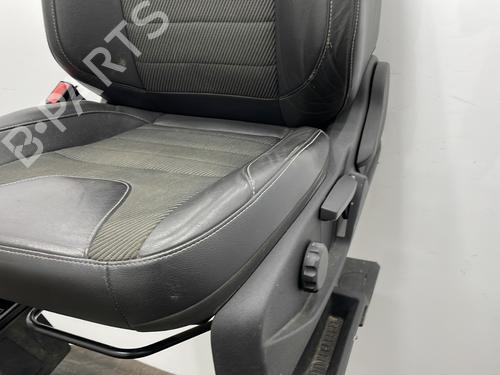 Left front seat FORD KUGA II (DM2) 2.0 TDCi | BP27536033C15 - Image 2