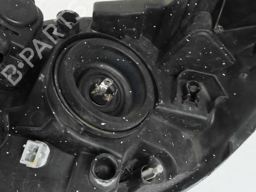 Right headlight PEUGEOT 107 (PM_, PN_) 1.4 HDi | BP28361676C29 