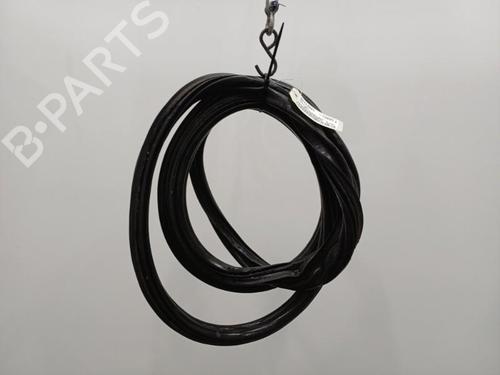 Used Rubber door seal PEUGEOT 308 SW I (4E_, 4H_) 1.6 HDi (112 hp) 20463430