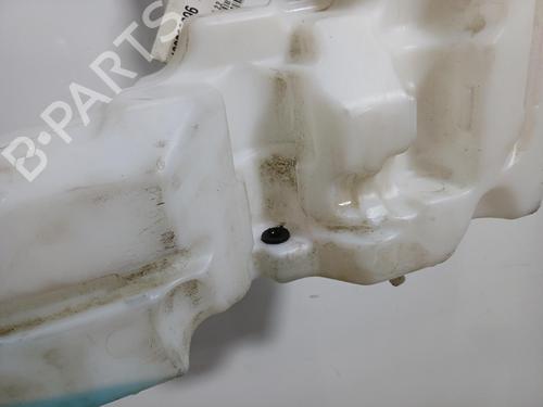 Used Windscreen washer tank Windscreen washer tank 37679907 37679907