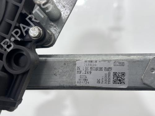 Rear right window mechanism BMW 1 (E87) 120 d | BP30137046C25