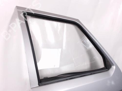 Used Right front door Right front door 37728358 37728358