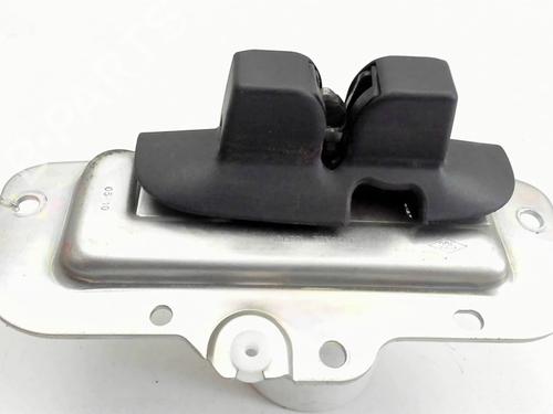 Used Tailgate lock RENAULT ESPACE IV (JK0/1_) 2.0 dCi (JK01, JK02, JK1J, JK1K, JK1H) (150 hp) 31871474