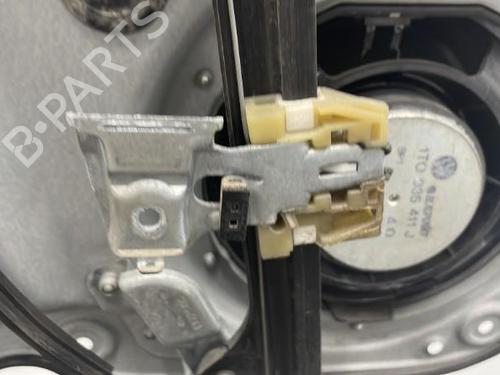 Used Front right window mechanism Front right window mechanism VW TOURAN (1T1, 1T2) 2.0 TDI (136 hp) 20389006 20389006