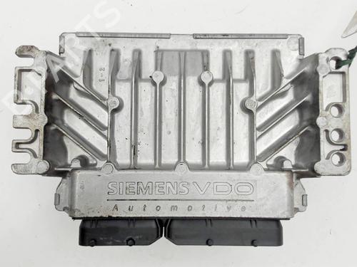 Calculateur moteur (ecu) MINI MINI (R50, R53) Cooper (116 hp) 28811228