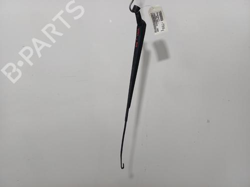 Used Front windshield wiper arm Front windshield wiper arm 37090620 37090620