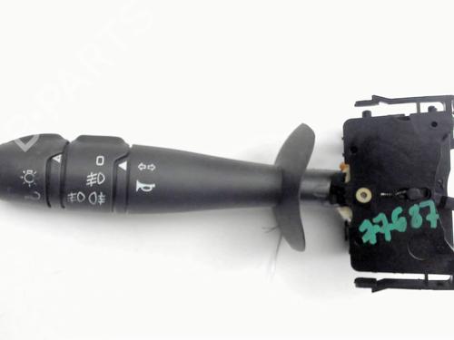 Pulsantiera RENAULT TWINGO II (CN0_) 1.5 dCi (CN0E) (64 hp) 30689285