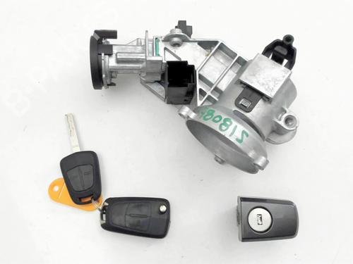 Clé de contact OPEL CORSA D (S07) 1.3 CDTI (L08, L68) (75 hp) 31871495