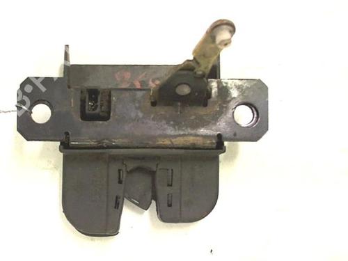 Tailgate lock VW GOLF IV (1J1) 1.9 TDI | BP20410255C101 