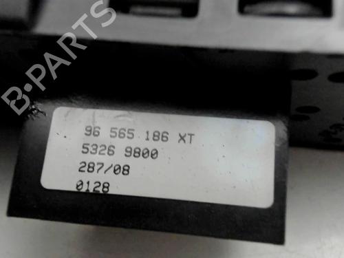 Used Left front window switch Left front window switch PEUGEOT 308 I (4A_, 4C_) 1.6 HDi (90 hp) 25444937 25444937