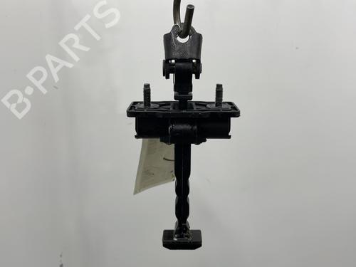 Used Hinge/Door check strap PEUGEOT 208 II (UB_, UP_, UW_, UJ_) 1.2 PureTech 75 (75 hp) 22695981