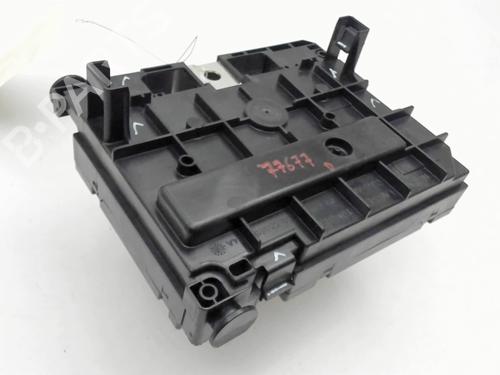 Fuse box PEUGEOT 308 I (4A_, 4C_) 1.6 HDi | BP29212990E1 