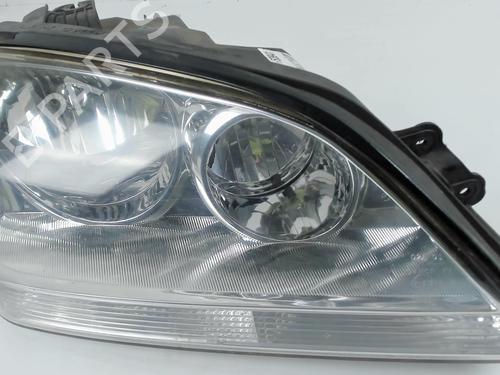 Right headlight KIA SORENTO I (JC) 2.5 CRDi 4WD | BP20414786C29 