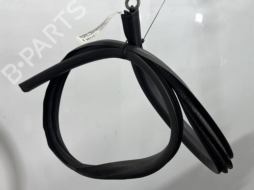 rubber-door-seal-renault-megane-cc-ez01_-2010-2011-2012-2013-2014-2015-32695219 main image
