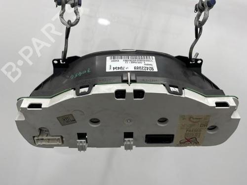 Used Instrument cluster Instrument cluster JAGUAR X-TYPE I (X400) 2.5 V6 All-wheel Drive (196 hp) 20418765 20418765