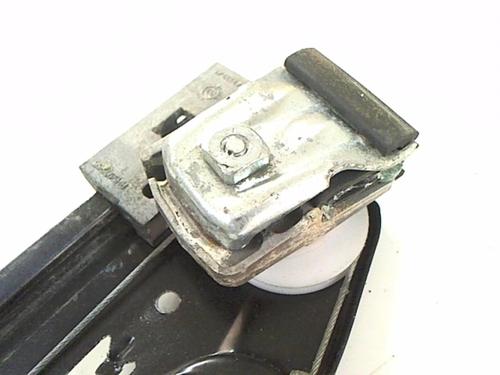 Used Front right window mechanism Front right window mechanism MERCEDES-BENZ C-CLASS (W203) C 200 CDI (203.007) (122 hp) 20425388 20425388