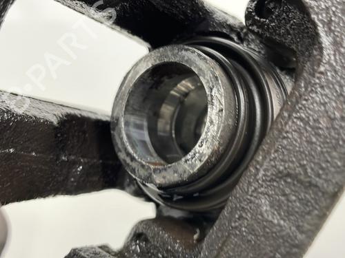 Used Right rear brake caliper Right rear brake caliper BMW 1 (F20) 120 d (184 hp) 25979844 25979844