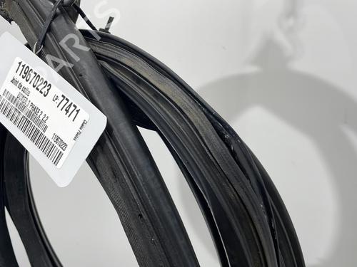 rubber-door-seal-peugeot-boxer-van-2006-32250170 main image