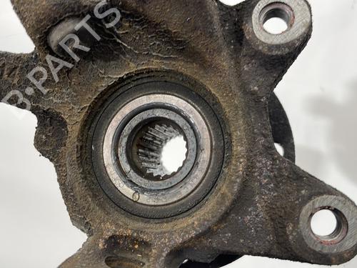 Used Left front steering knuckle Left front steering knuckle RENAULT TWINGO I (C06_) 1.2 16V (C060) (60 hp) 33001916 33001916